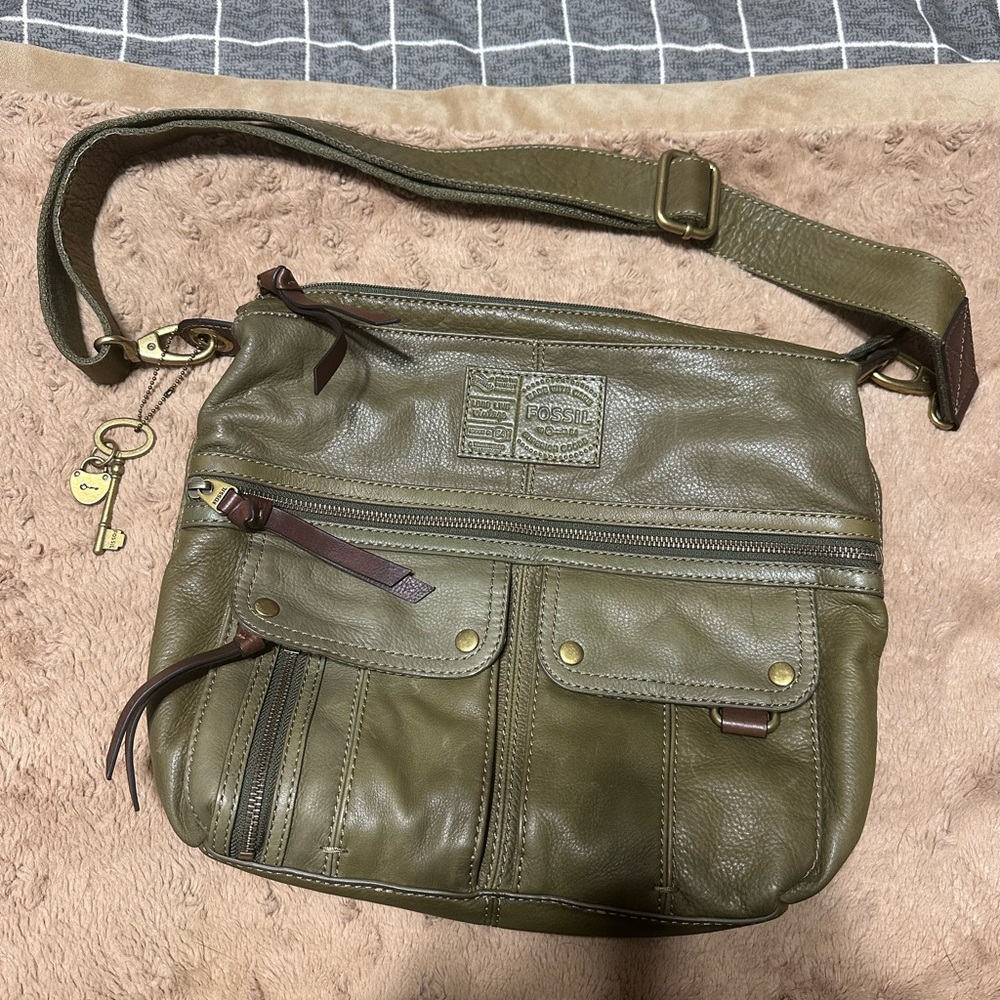 Fossil Morgan traveler crossbody bag olive green